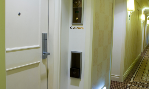 CONFISSÕES DE UMA ALCOVA